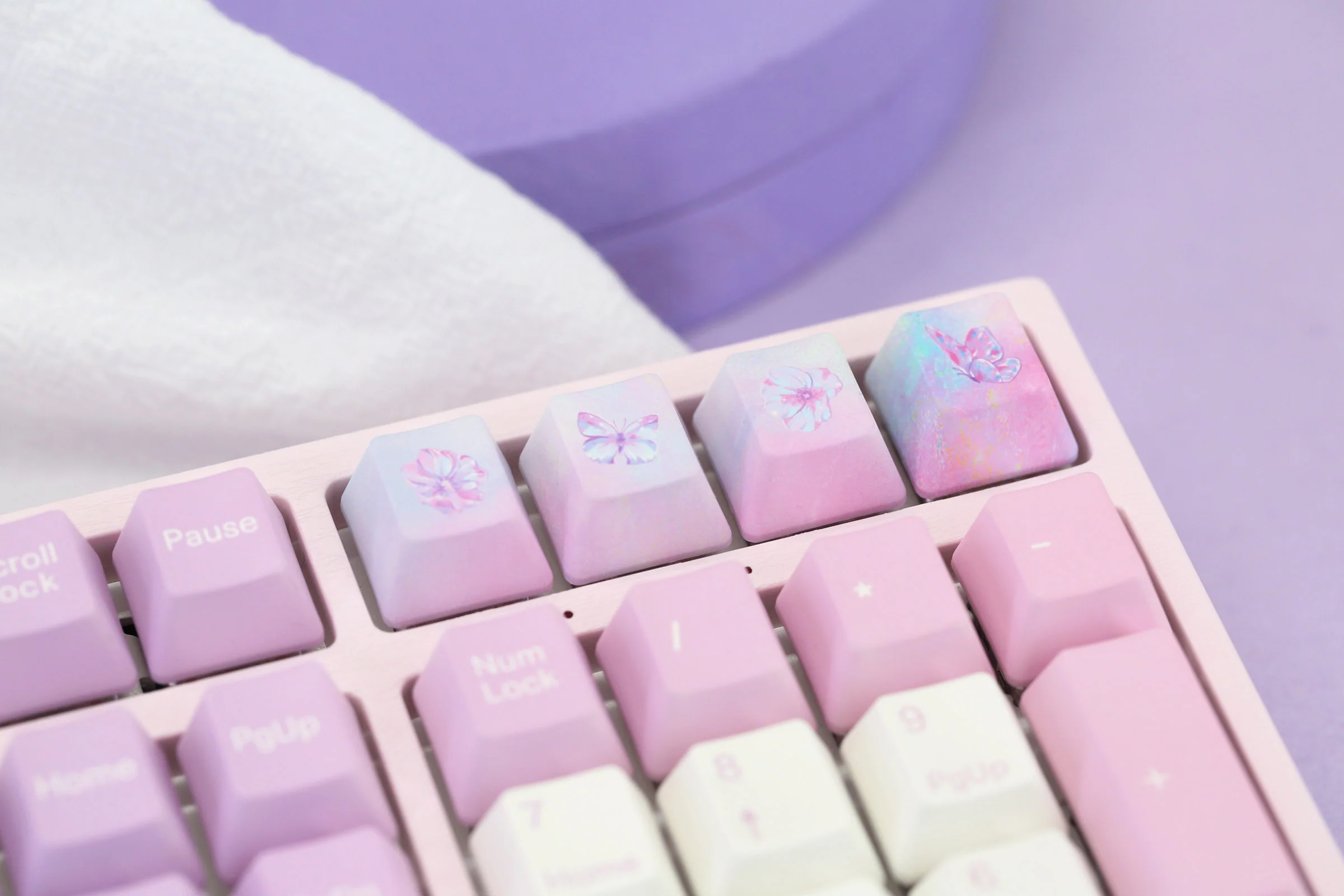 Varmilo MA Series V2 Dreams on Board White LED EC Mechanical Keyboard - Image 5