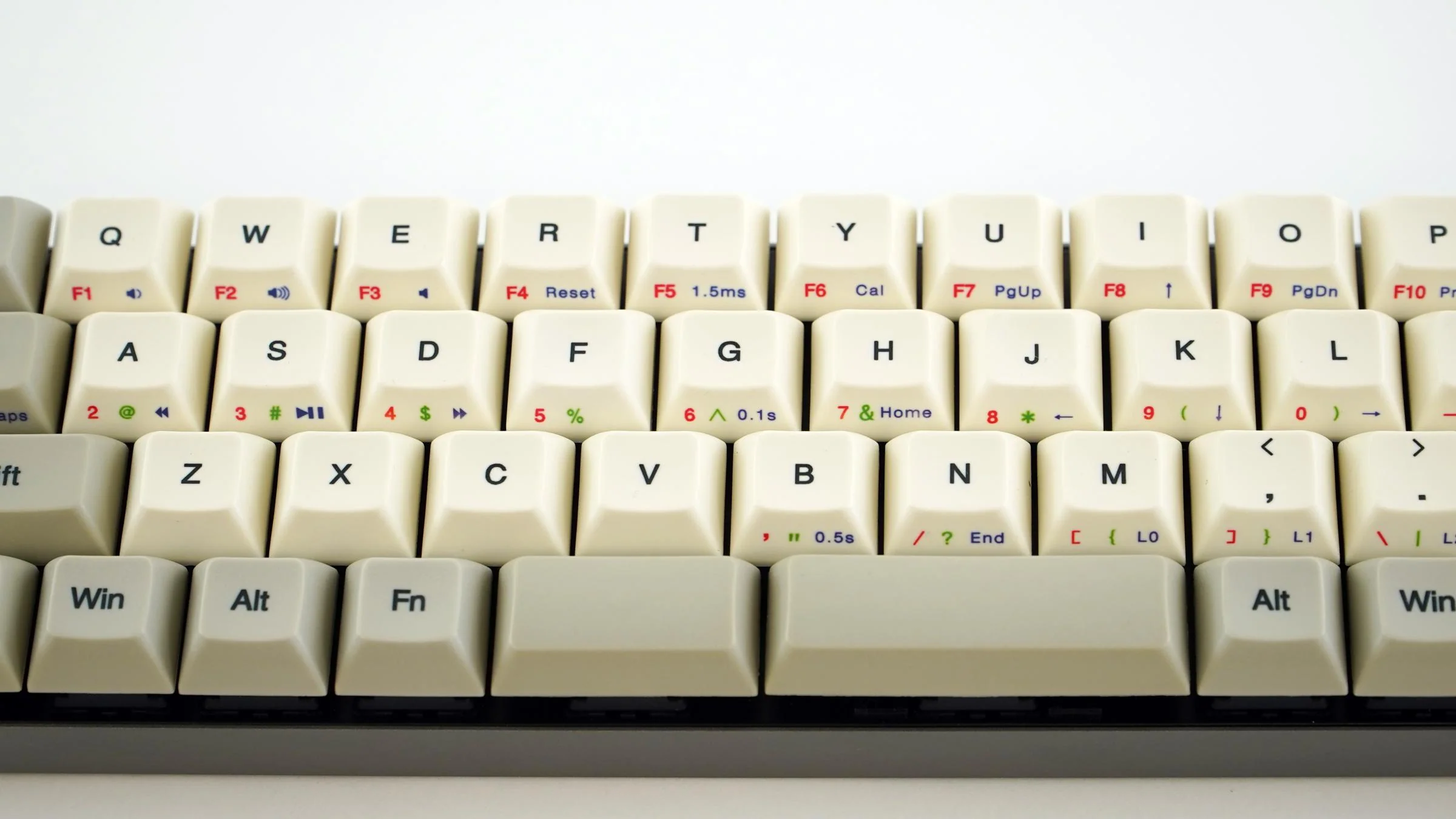 Vortex Core Aluminum 40% RGB Keyboard - Image 6