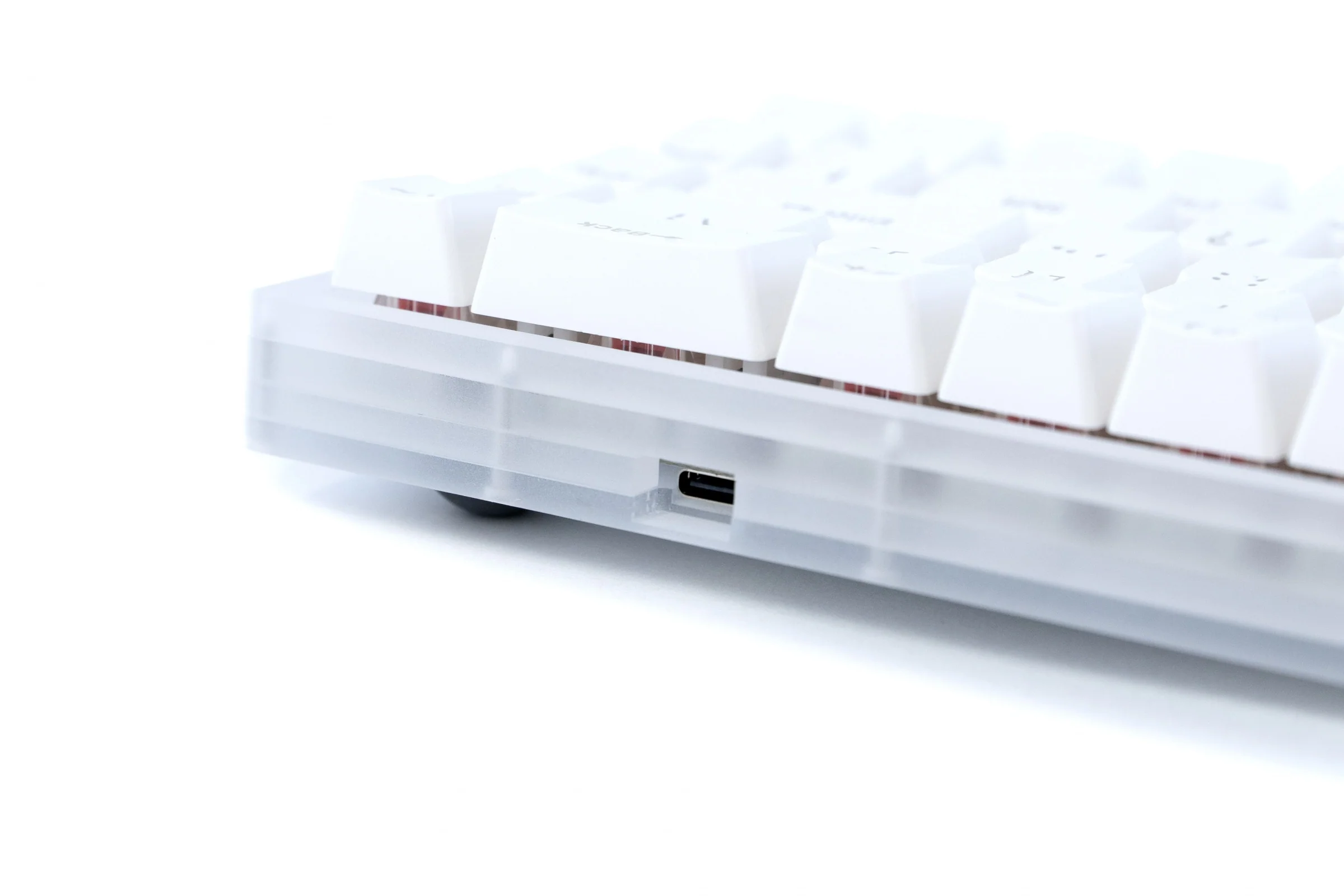 Womier K68 65% Hotswap RGB Double Shot ABS Mechanical Keyboard - Image 4